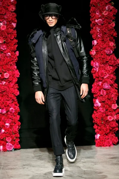 Look 26